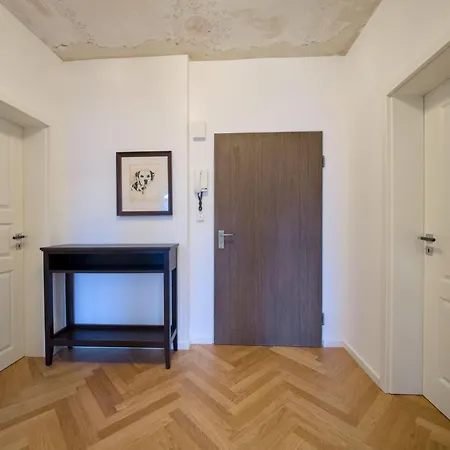 Residenz Bergkrone 아파트 *